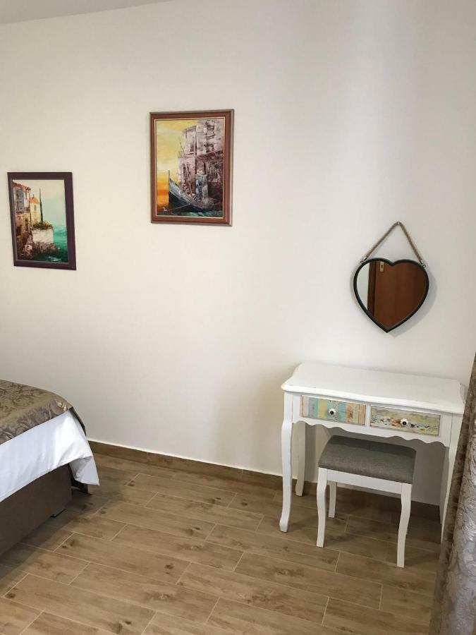 Apartment Center Roko Split Buitenkant foto